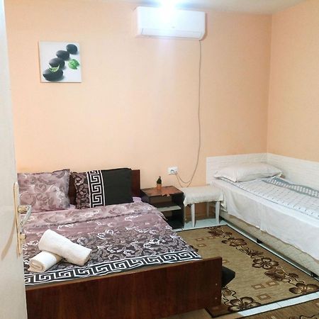 Guest House Emiliya Ovchartsi  Exterior foto