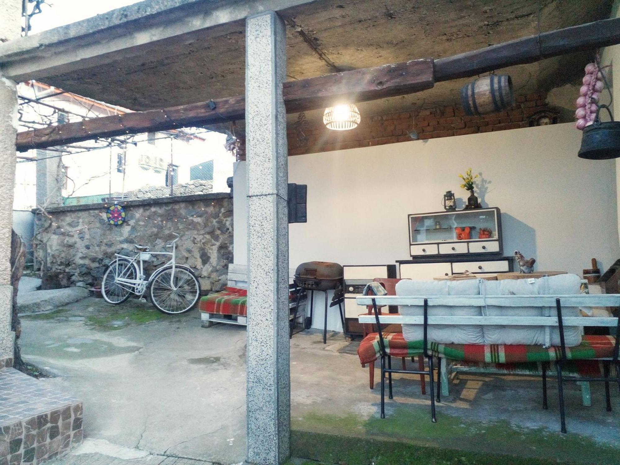 Guest House Emiliya Ovchartsi  Exterior foto