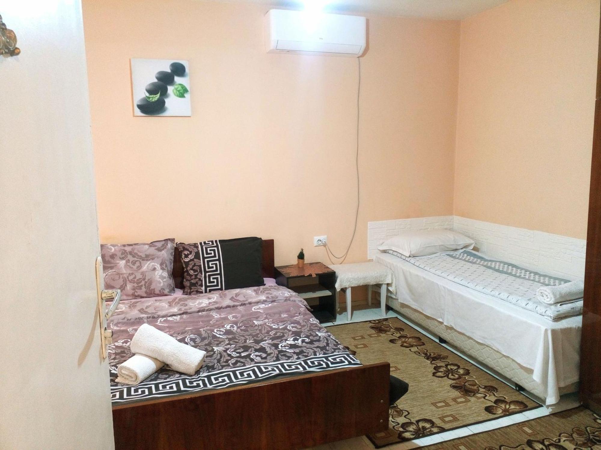 Guest House Emiliya Ovchartsi  Exterior foto