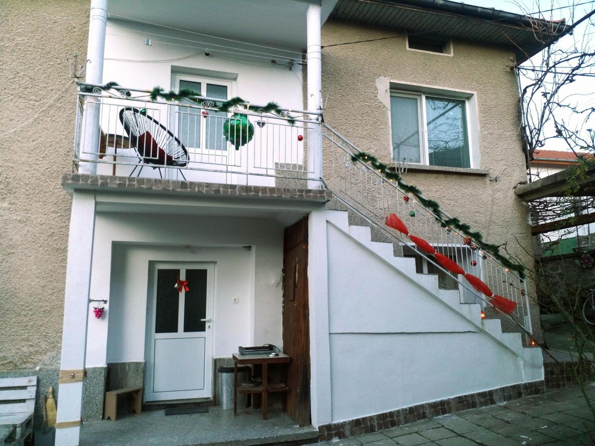 Guest House Emiliya Ovchartsi  Exterior foto